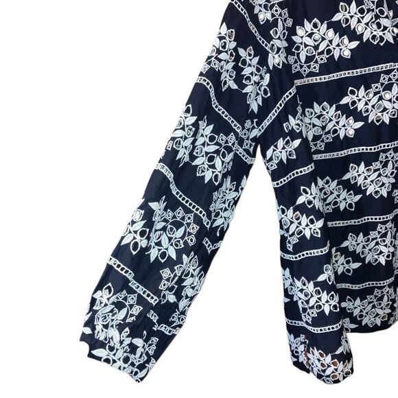 Chicos Black & White Eyelet Embroidered Cut Out Blouse Sz 3 US 16/18 #760 - Picture 5 of 9